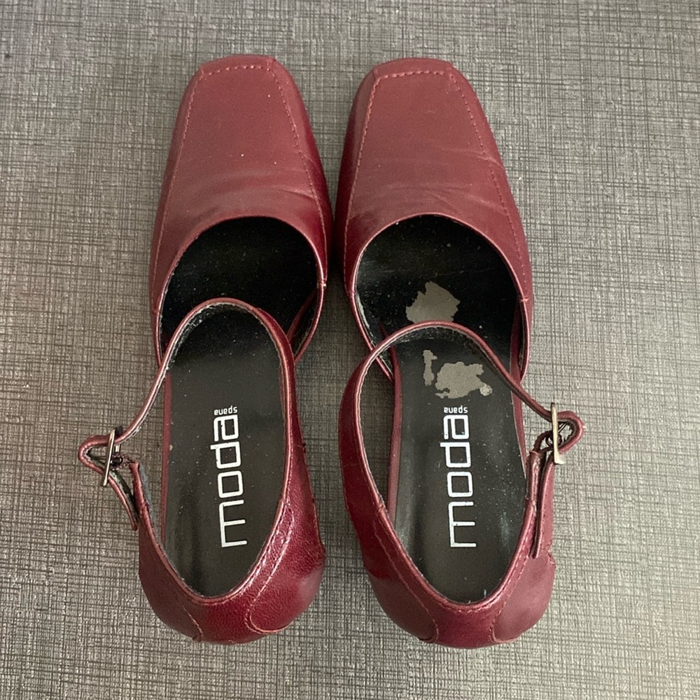 Moda Spana Red Marron leather Mary Jane's square toe